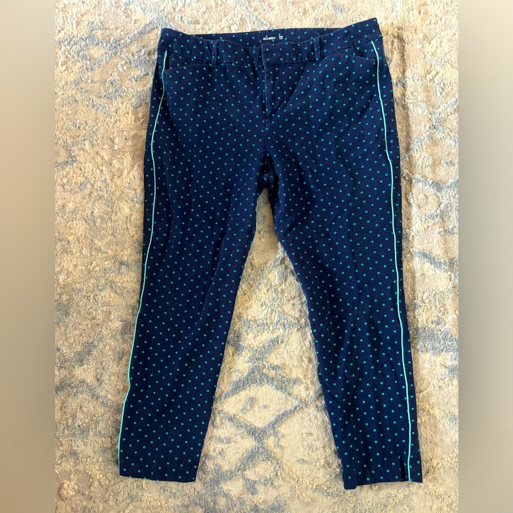 Old Navy Pixie Pants size 16